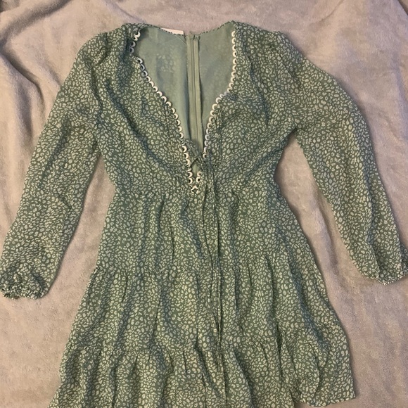 Green Dress - Picture 6 of 6